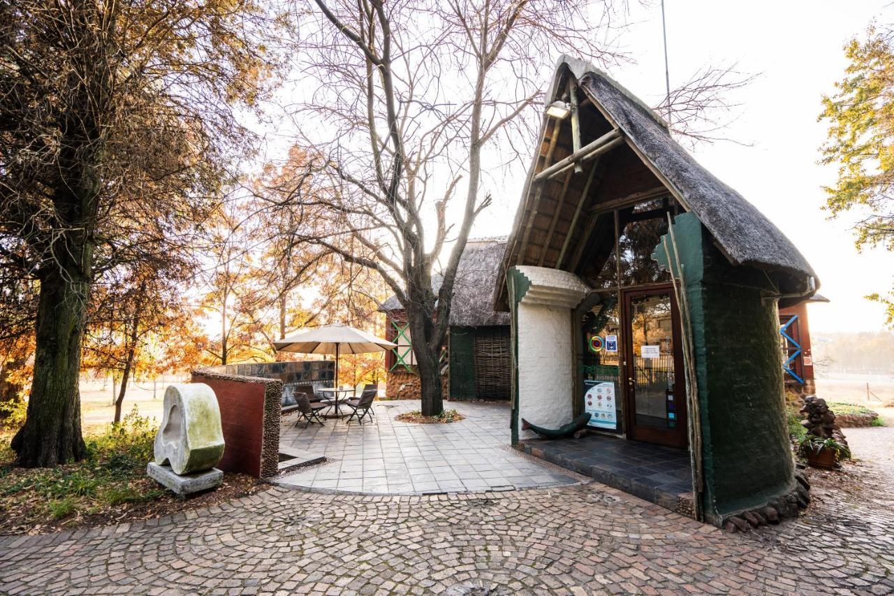 Hakunamatata Lodge & Health Spa/ Wedding & Conference Venue マルデールスドリフト エクステリア 写真